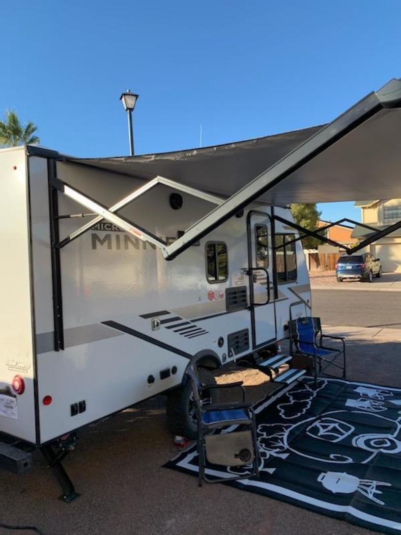 Winnebago 1700BH trailer rental near Phoenix Arizona