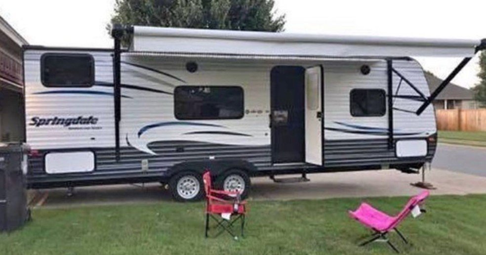 Keystone Summerland travel trailer rental near memphis