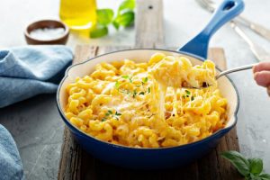 mac and cheese cooked in single deep dish pan