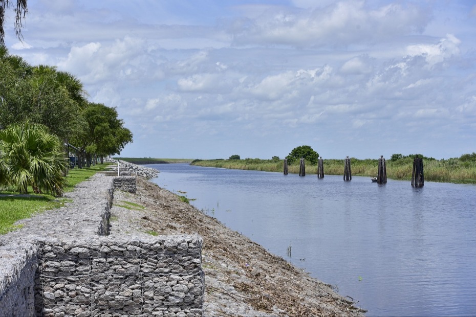 Okeechobee waterway in Florida