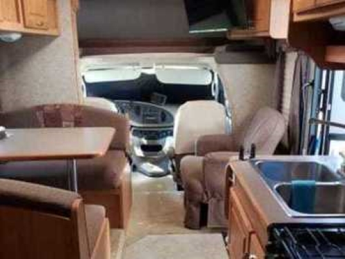 2008 Coachmen Freelander Los Angeles RV Rentals2