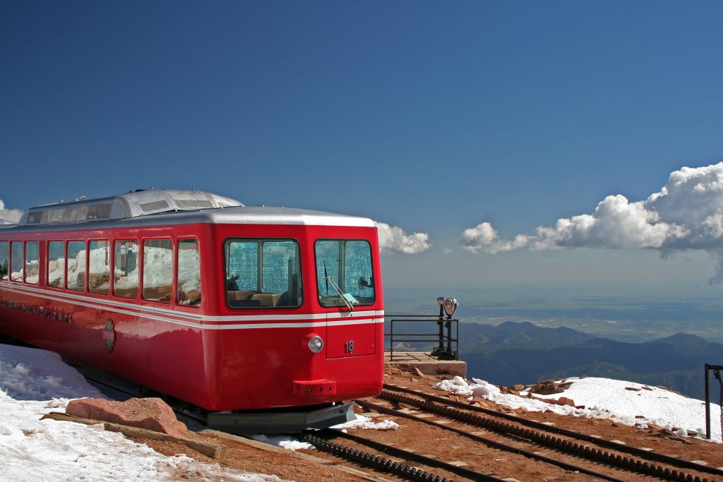 cog railway in manitou springs