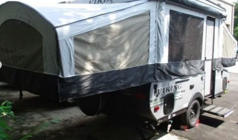 2020 Viking Epic Model 2108ST Popup Camper Rental by Owner