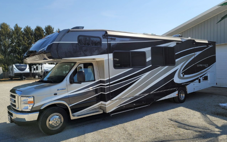 2021 Coachmen 2021 Coachmen Leprechaun Class C RV Rental by Owner